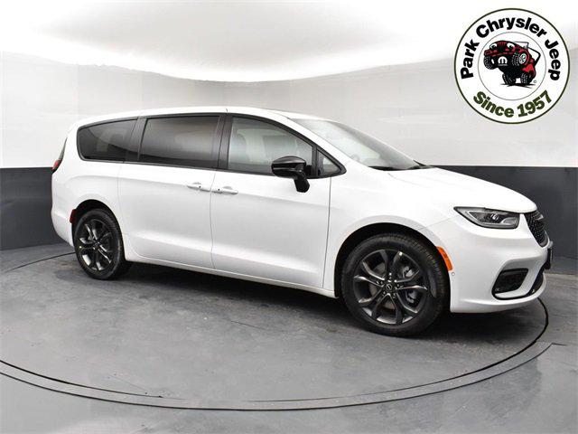 2026 Chrysler Pacifica PACIFICA SELECT AWD 2026 Chrysler Pacifica PACIFICA SELECT AWD