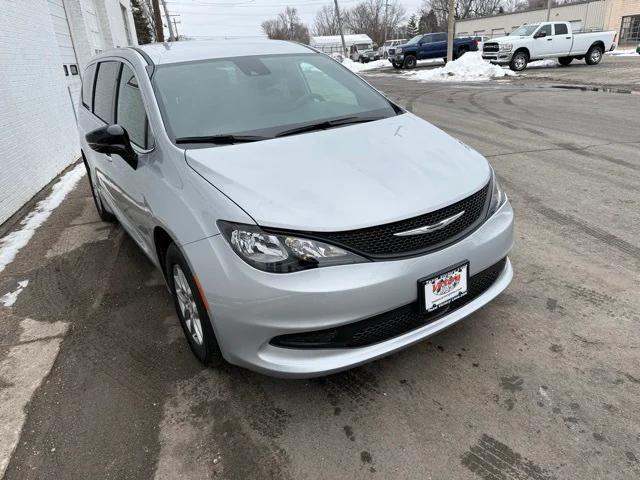 2026 Chrysler Voyager VOYAGER LX