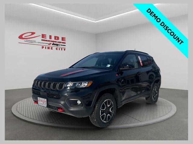 2026 Jeep Compass COMPASS TRAILHAWK 4X4 2026 Jeep Compass COMPASS TRAILHAWK 4X4