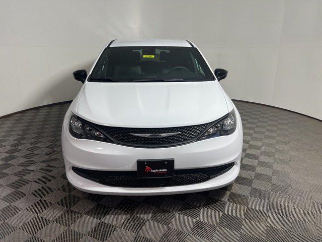 2026 Chrysler Voyager VOYAGER LX