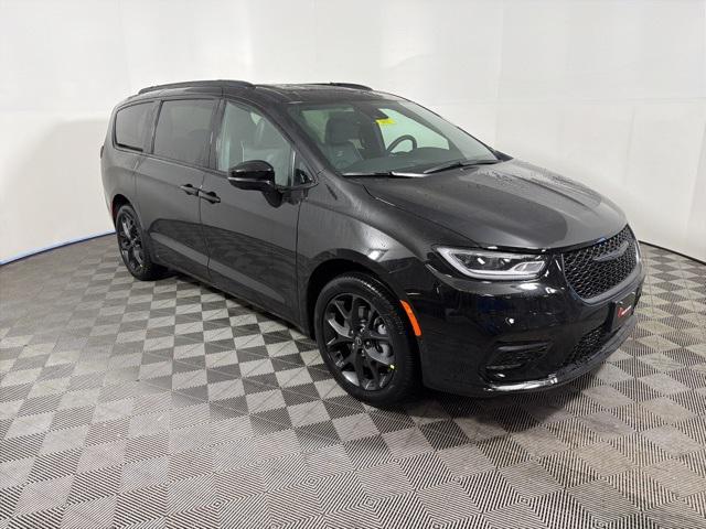 2026 Chrysler Pacifica PACIFICA LIMITED AWD