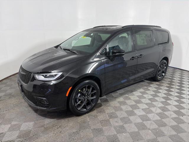 2026 Chrysler Pacifica PACIFICA LIMITED AWD
