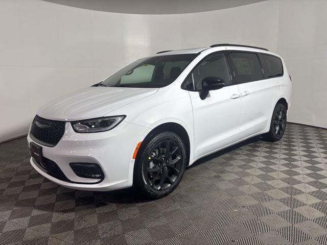 2026 Chrysler Pacifica PACIFICA LIMITED AWD