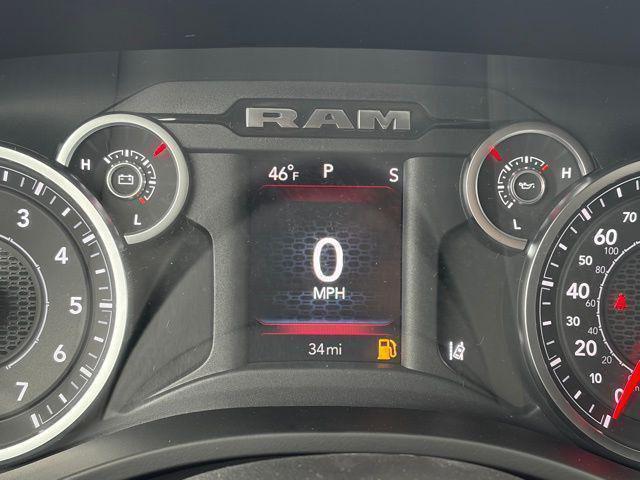 2026 RAM Ram 1500 RAM 1500 TRADESMAN QUAD CAB 4X4 64 BOX