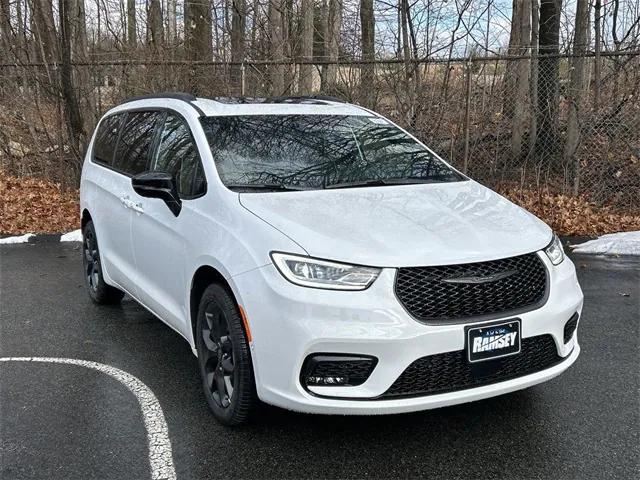 2026 Chrysler Pacifica PACIFICA LIMITED AWD