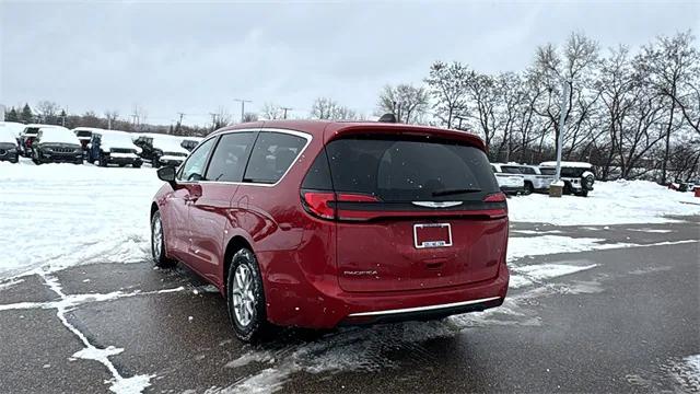 2026 Chrysler Pacifica PACIFICA SELECT