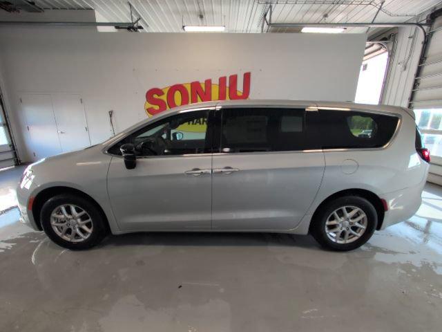 2026 Chrysler Voyager VOYAGER LX
