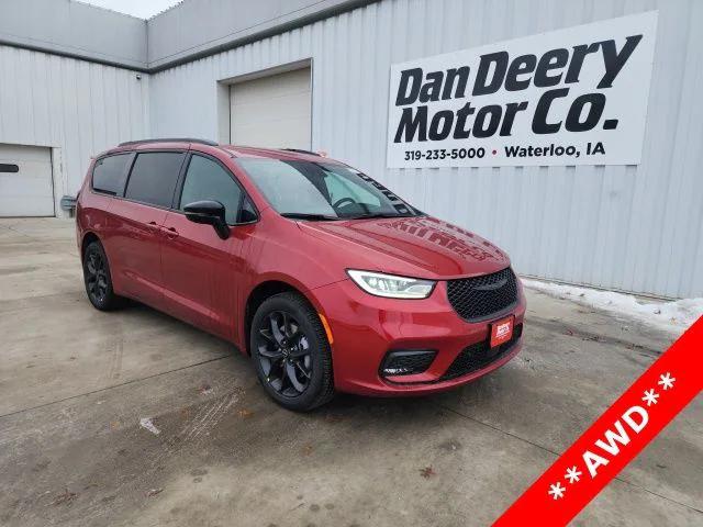 2026 Chrysler Pacifica PACIFICA SELECT AWD