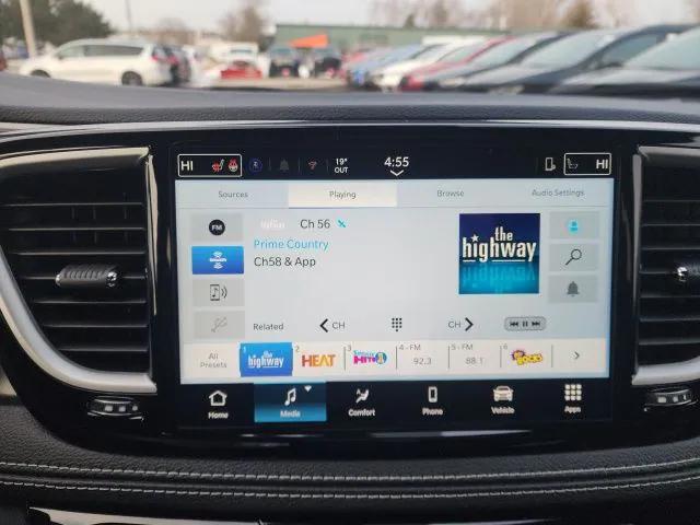 2026 Chrysler Pacifica PACIFICA SELECT AWD