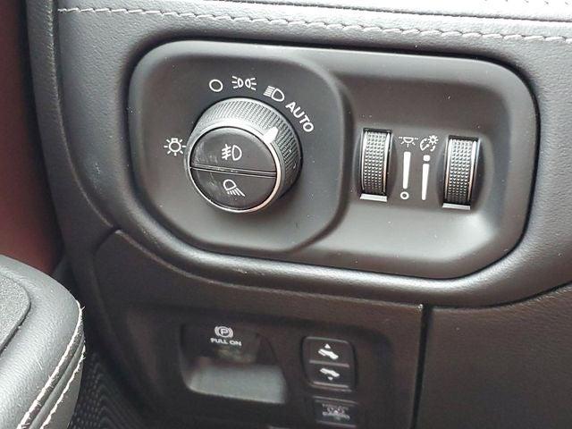 2026 Ram 1500 Limited Crew Cab 4x4 57 Box