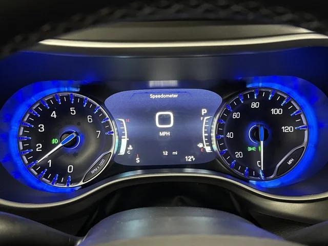 2026 Chrysler Pacifica Select AWD
