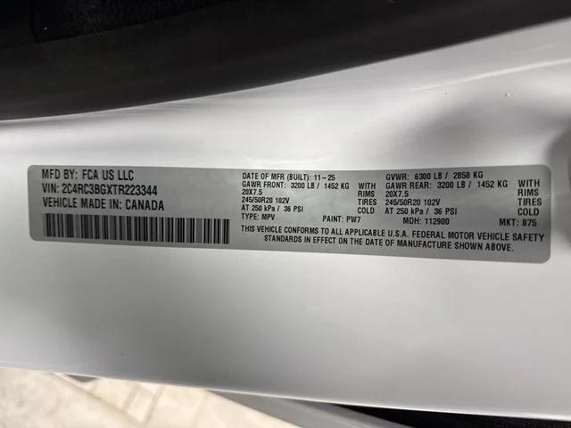 2026 Chrysler Pacifica Select AWD