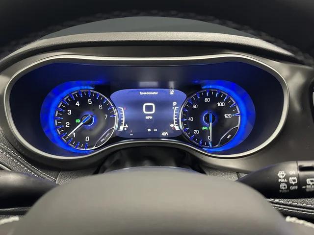 2026 Chrysler Pacifica Select AWD