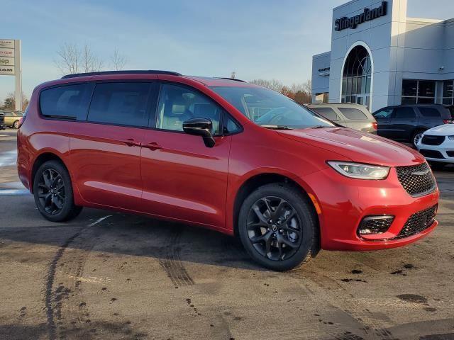 2026 Chrysler Pacifica PACIFICA LIMITED AWD