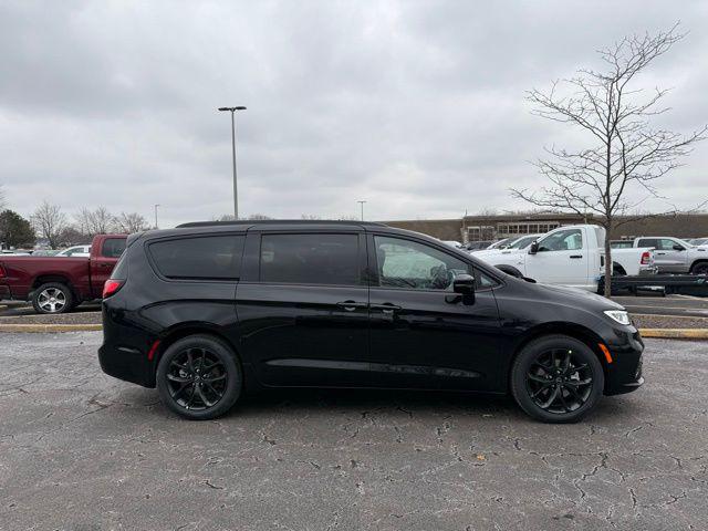 2026 Chrysler Pacifica PACIFICA LIMITED