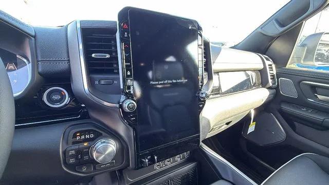 2026 Ram 1500 Laramie Crew Cab 4x4 5'7" Box
