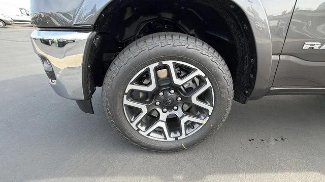2026 Ram 1500 Laramie Crew Cab 4x4 5'7" Box