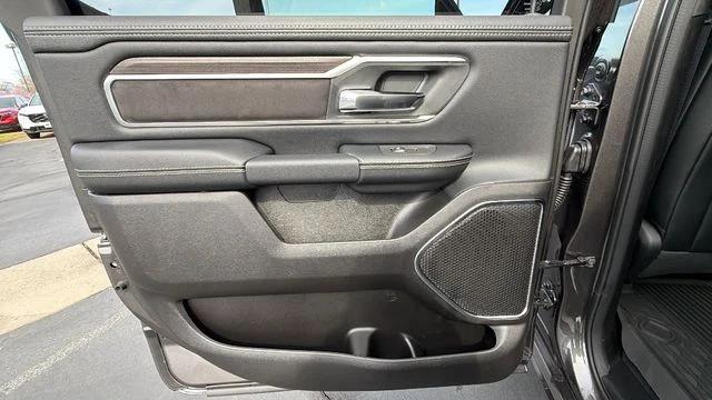 2026 Ram 1500 Laramie Crew Cab 4x4 5'7" Box
