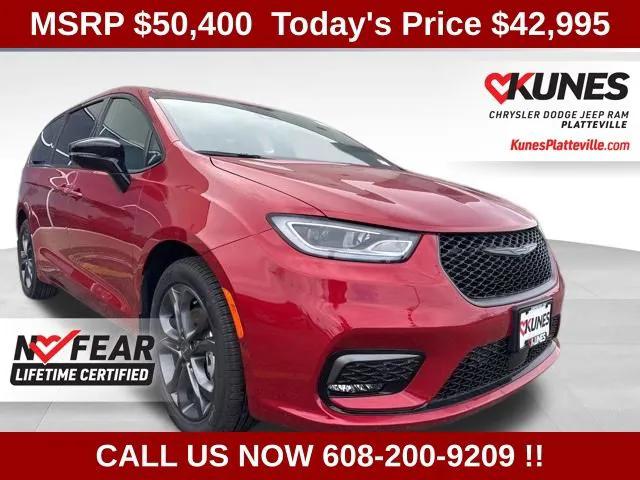 2026 Chrysler Pacifica PACIFICA SELECT