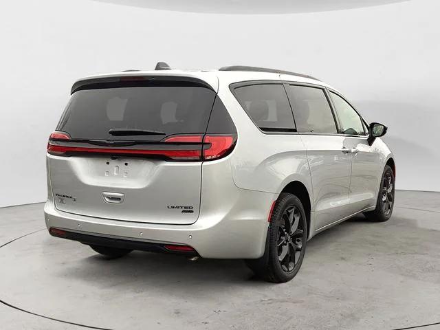 2026 Chrysler Pacifica Limited AWD