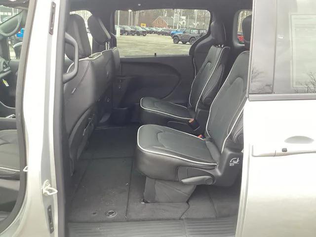 2026 Chrysler Pacifica Limited AWD