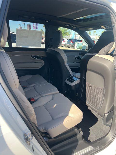 2026 Volvo XC90 Plus, B6 AWD Gas (mild hybrid), Gasoline, Bright, 7 Seats