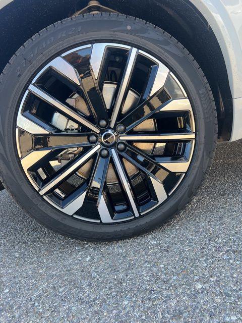 2026 Volvo XC90 Plus, B6 AWD Gas (mild hybrid), Gasoline, Bright, 7 Seats