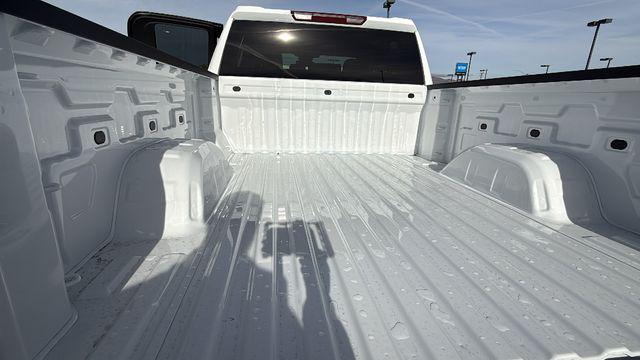 2026 Chevrolet Silverado 1500 4WD Double Cab Standard Bed LT with 2FT