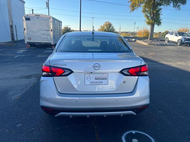 2024 Nissan Versa 1.6 S