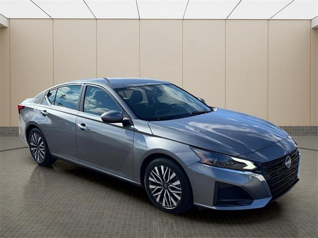 2023 Nissan Altima SV FWD