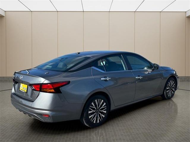 2023 Nissan Altima SV FWD