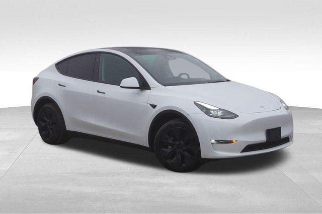 2025 Tesla Model Y Long Range Dual Motor All-Wheel Drive 2025 Tesla Model Y Long Range Dual Motor All-Wheel Drive