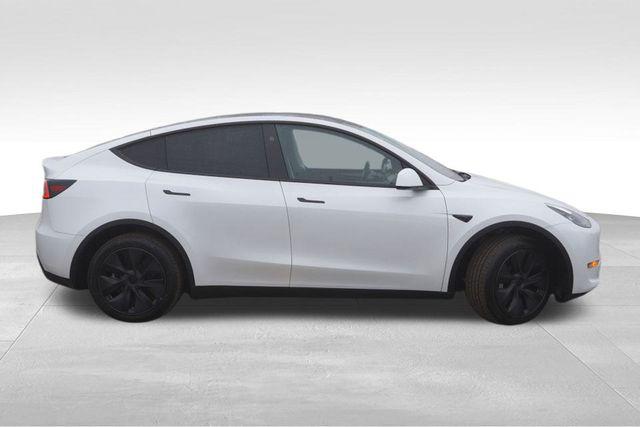 2025 Tesla Model Y Long Range Dual Motor All-Wheel Drive 2025 Tesla Model Y Long Range Dual Motor All-Wheel Drive