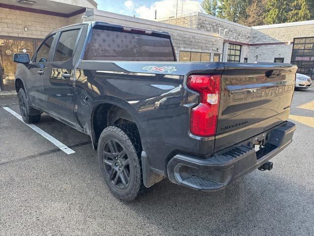 2022 Chevrolet Silverado 1500 4WD Crew Cab Short Bed Custom 2022 Chevrolet Silverado 1500 4WD Crew Cab Short Bed Custom