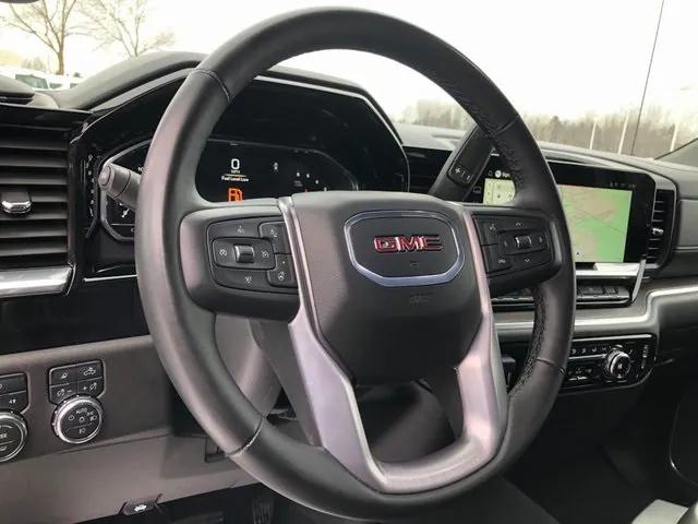 2025 GMC Sierra 1500 4WD Crew Cab Short Box SLT