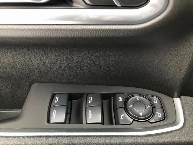 2025 GMC Sierra 1500 4WD Crew Cab Short Box SLT