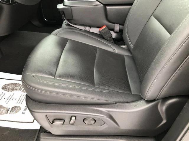 2025 GMC Sierra 1500 4WD Crew Cab Short Box SLT