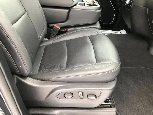 2025 GMC Sierra 1500 4WD Crew Cab Short Box SLT