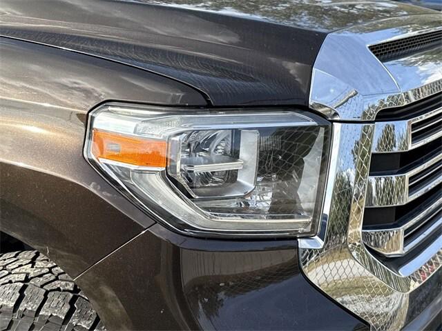 2018 Toyota Tundra SR5 5.7L V8