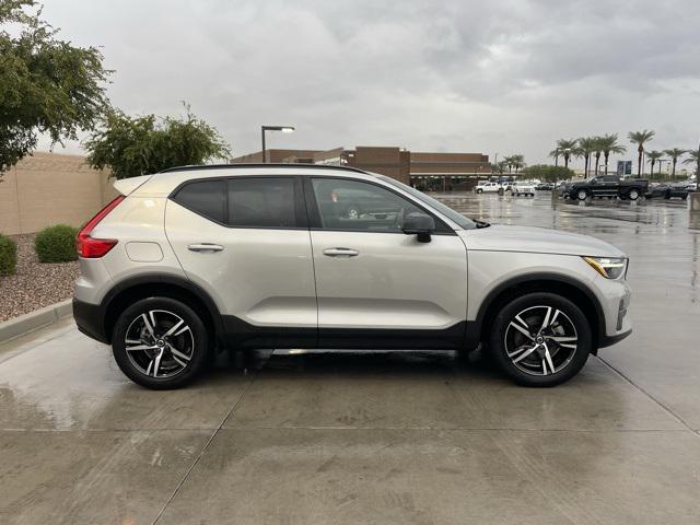2024 Volvo XC40 B5 Core