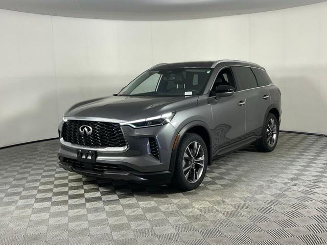 2022 INFINITI QX60 LUXE
