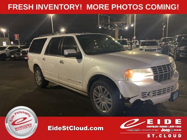 2009 Lincoln Navigator L Base