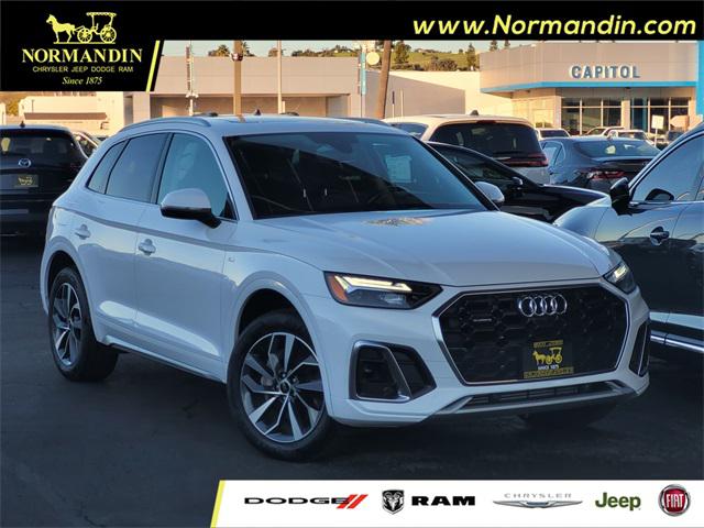 2024 Audi Q5 Premium Plus 45 TFSI S line quattro 2024 Audi Q5 Premium Plus 45 TFSI S line quattro
