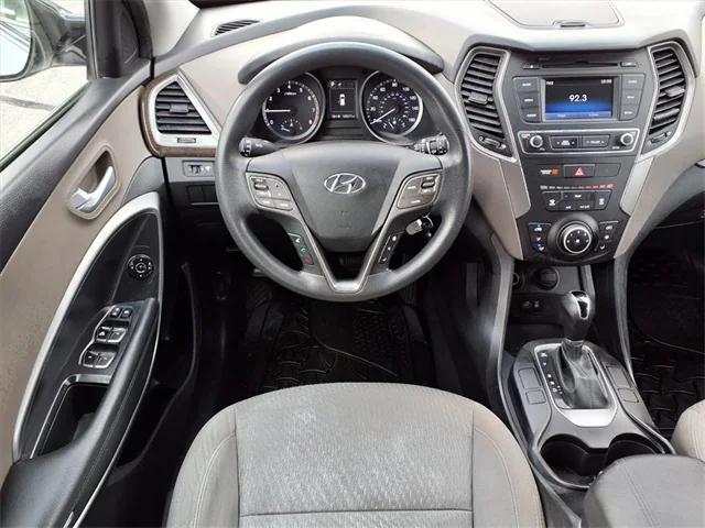 2018 Hyundai Santa Fe Sport 2.4L 2018 Hyundai Santa Fe Sport 2.4L