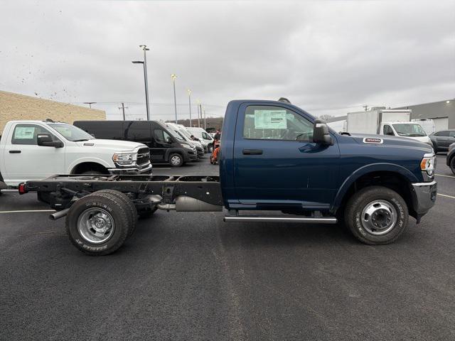2024 RAM Ram 3500 Chassis Cab RAM 3500 TRADESMAN CHASSIS REGULAR CAB 4X4 60 CA