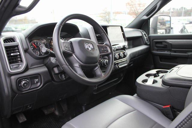 2023 RAM 2500 Tradesman Regular Cab 4x4 8 Box