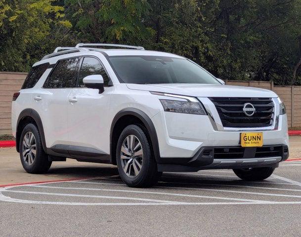 2025 Nissan Pathfinder SL FWD