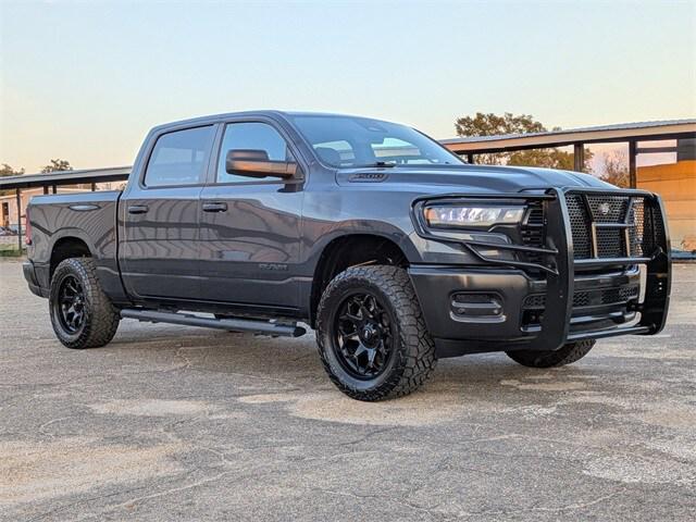 2025 RAM 1500 Tradesman Crew Cab 4x4 57 Box 2025 RAM 1500 Tradesman Crew Cab 4x4 57 Box