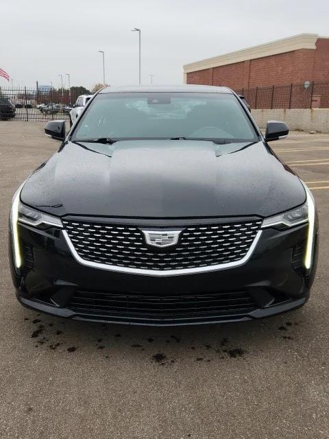 2023 Cadillac CT4 Luxury 2023 Cadillac CT4 Luxury