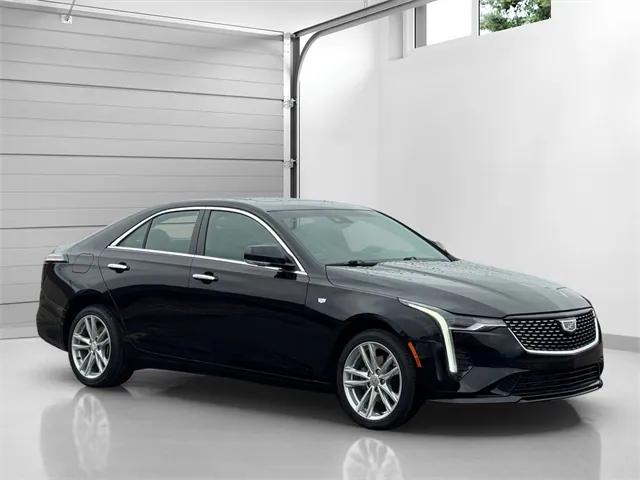 2023 Cadillac CT4 Luxury 2023 Cadillac CT4 Luxury